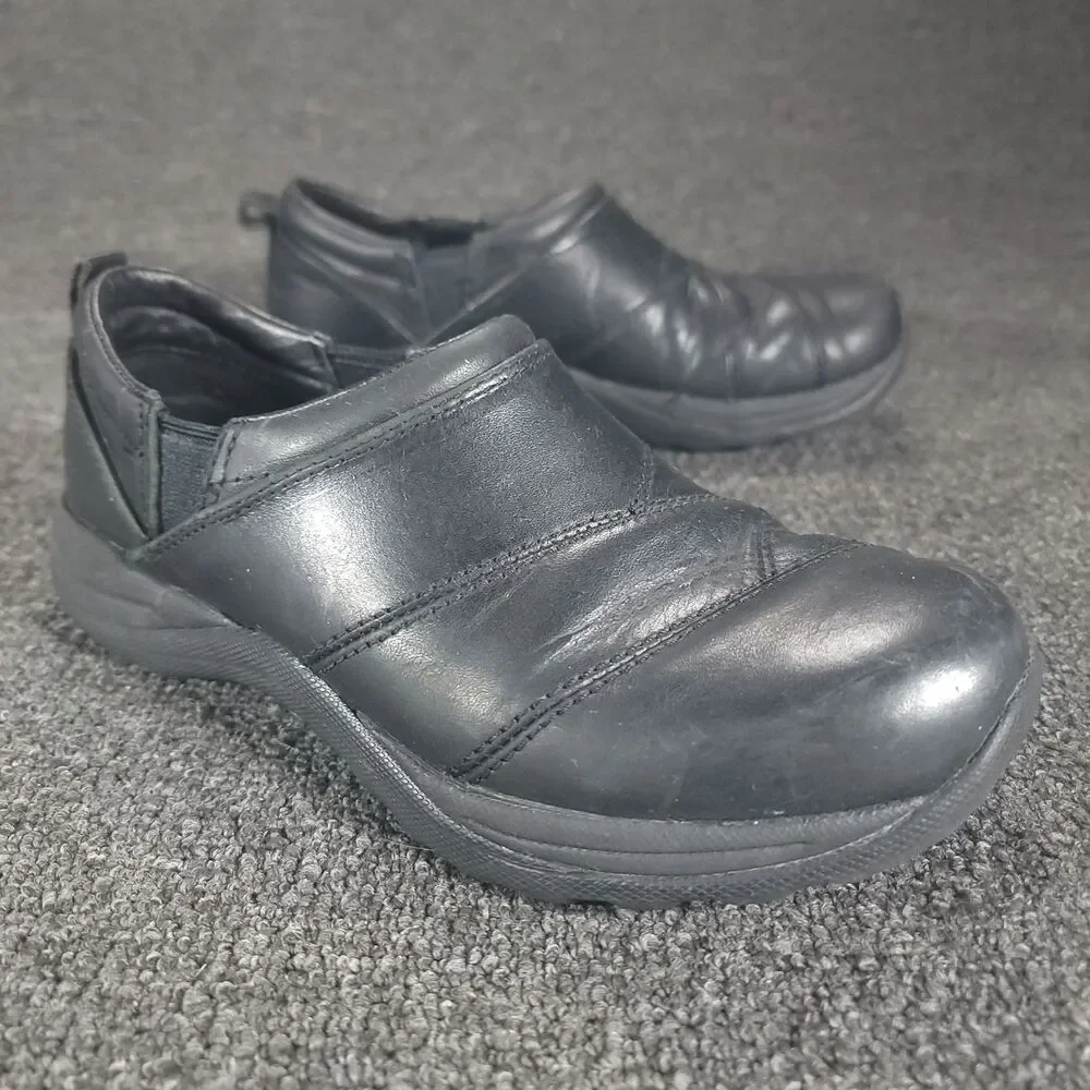 LL Bean Slip On Shoes Womens Size 8 Black Leather Mocs